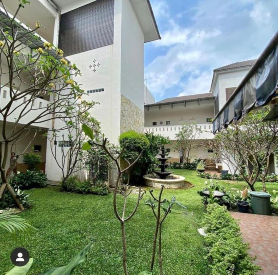 Roemah Moesi Hotel Medan Exterior foto